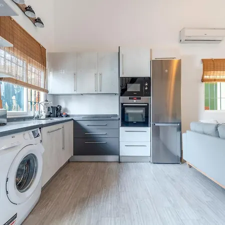 Casa Calinda In El Palo - Tcm Apartment
